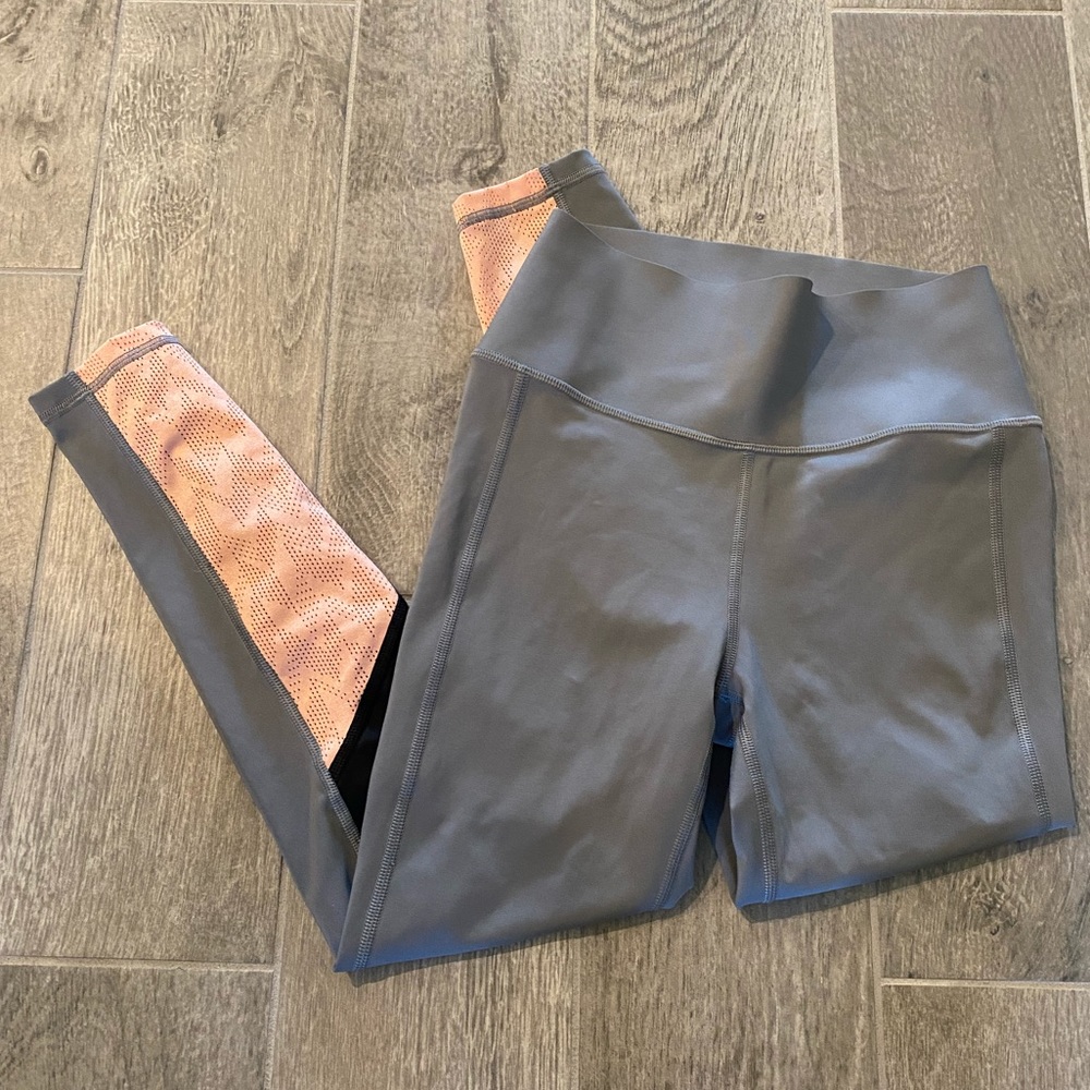 GapFit Sculpt Compression Leggings - Size Small